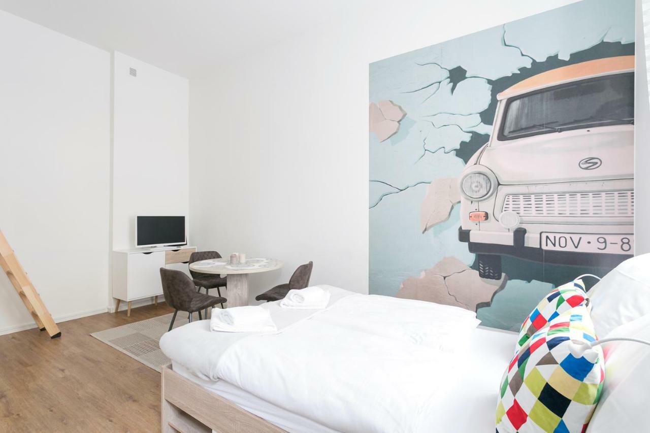 For 3 Apartment